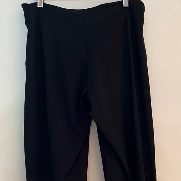 ‘Porto’ (made in San Francisco) Pants - ‘Porto’ (made in San Francisco) grey pants. Size 2